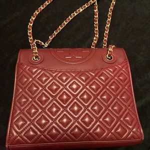 Tory Burch Fleming Leather Medium Shoulder Bag